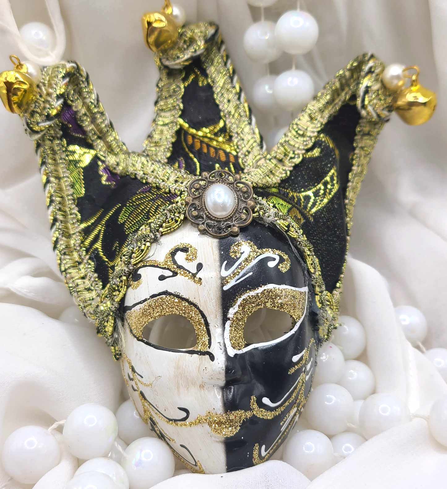 Large Mardi Gras mask props